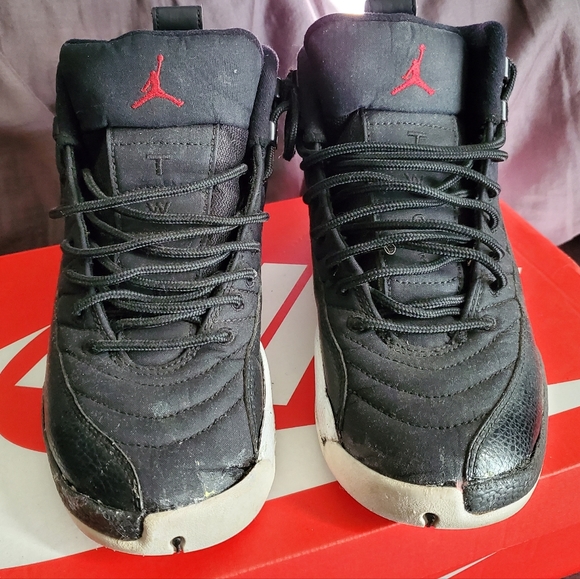 *3-for-$30* Jordan 12 nylon, size 5y - Picture 3 of 5
